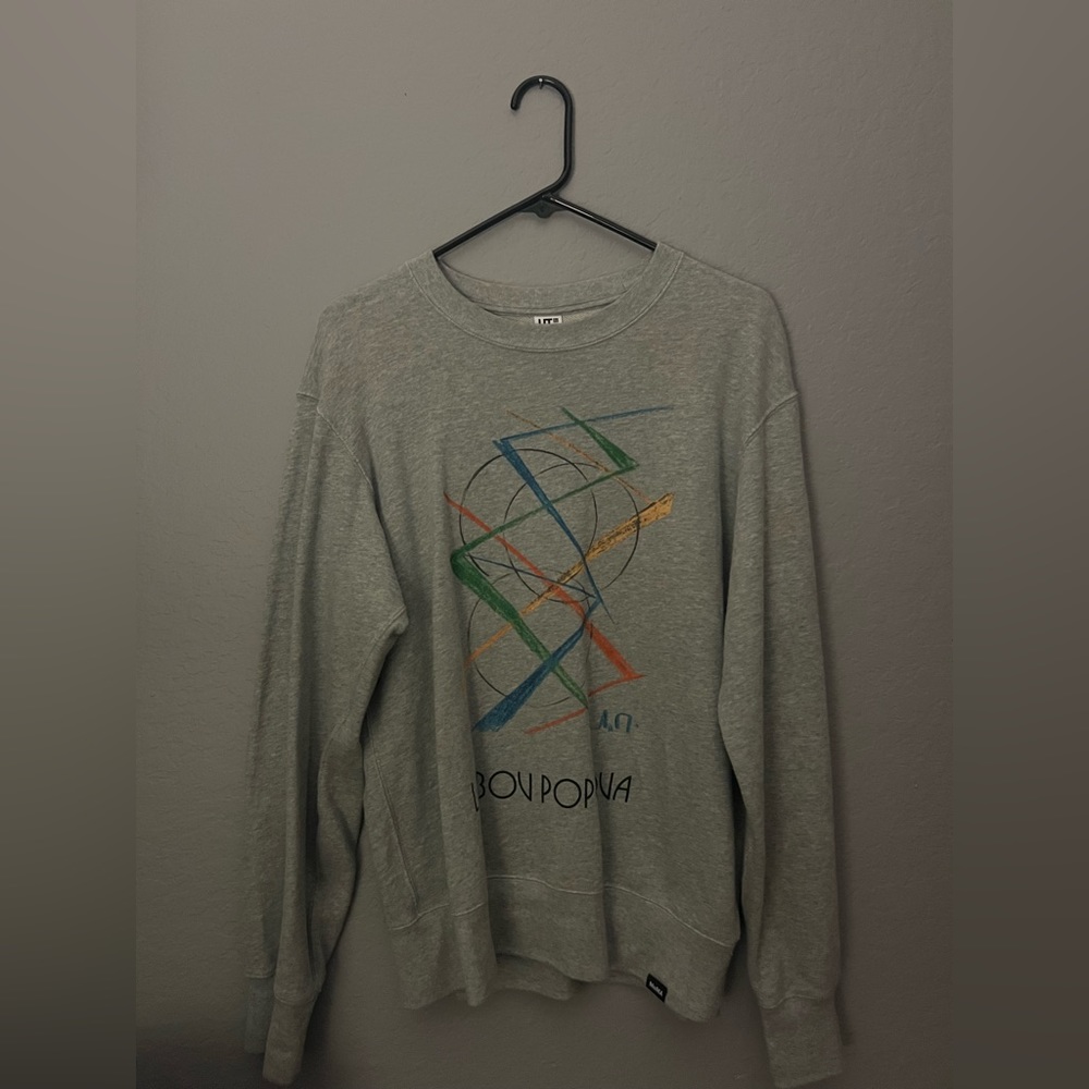 UT grey long sleeve crew neck